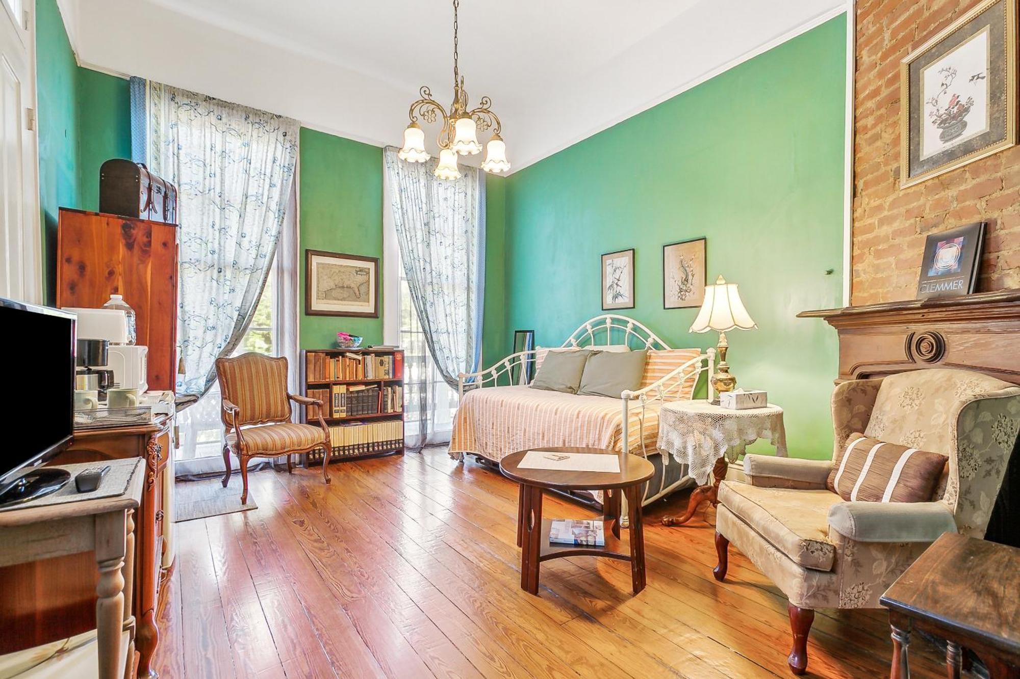Garden District Bed And Breakfast ニューオーリンズ エクステリア 写真