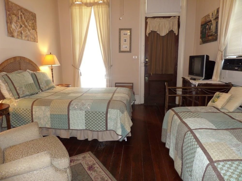 Garden District Bed And Breakfast ニューオーリンズ エクステリア 写真