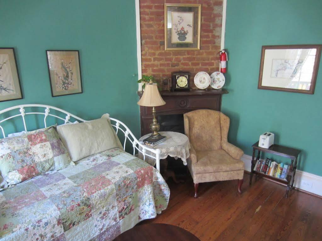 Garden District Bed And Breakfast ニューオーリンズ エクステリア 写真